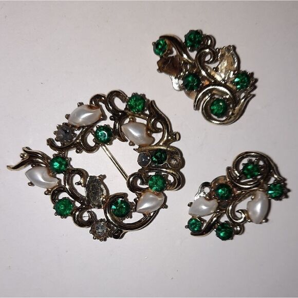 Vintage Rhapsody brooch and earring set - Picture 2 of 12